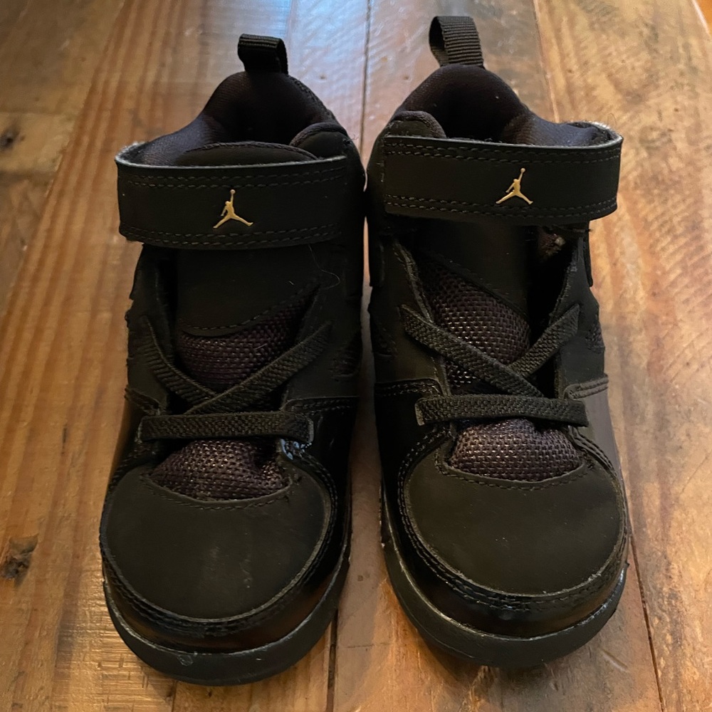 Jordan toddler 8c shoes